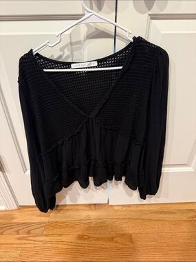 Altar'd State Black V-Neck Textured Peplum Blouse